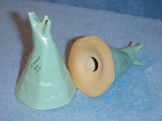 Teepee shakers glazed silver sage